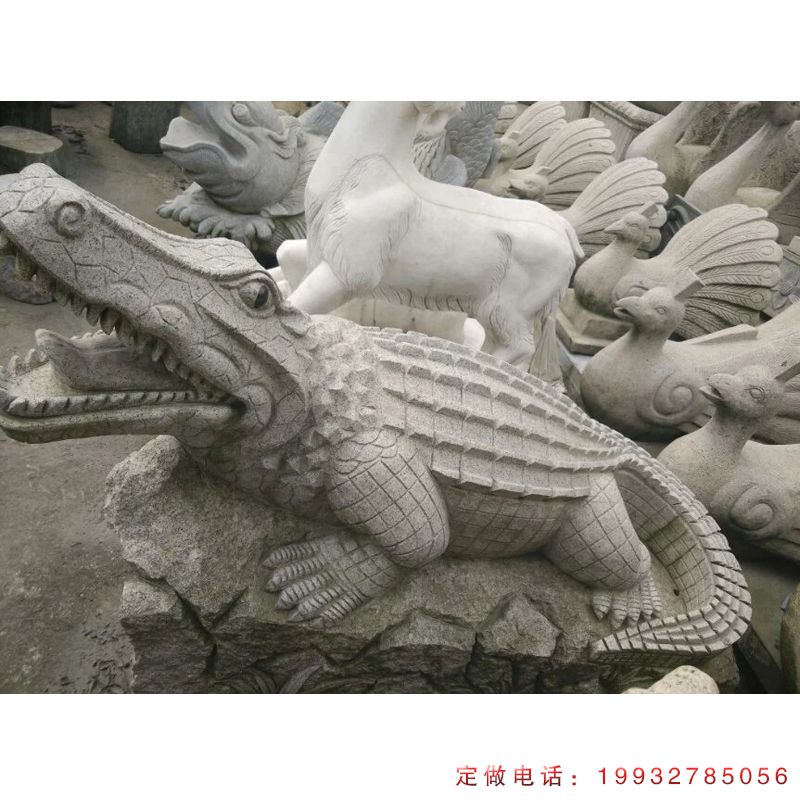 公园大理石鳄鱼雕塑（1）