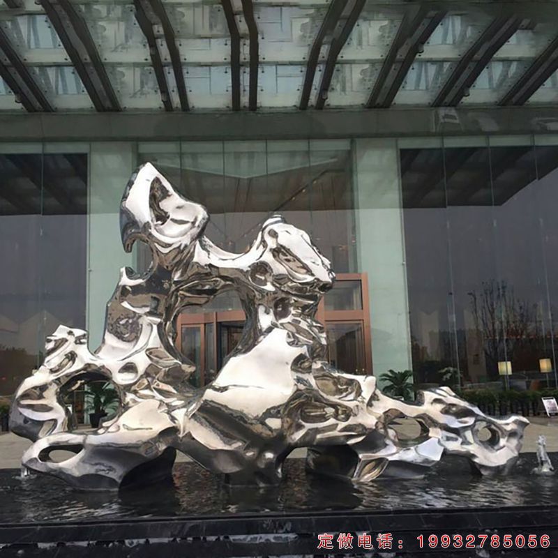 不锈钢太湖石雕塑（1）