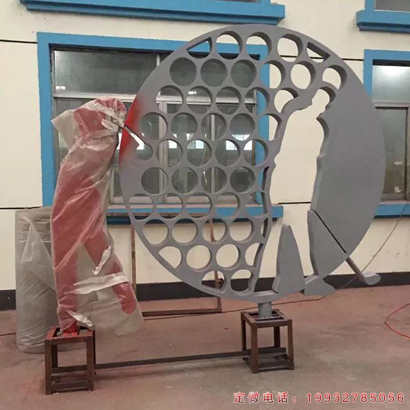 不锈钢高尔夫雕塑（1）