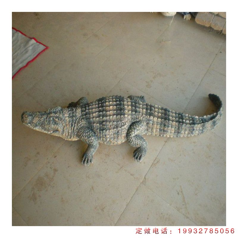 公园蜥蜴动物石雕（1）