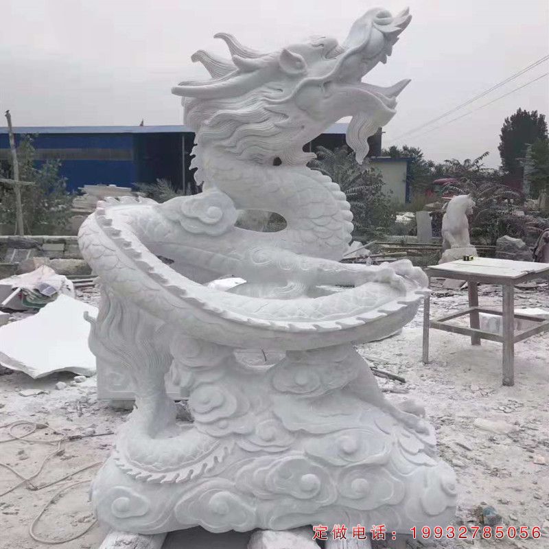 广场龙动物石雕（1）