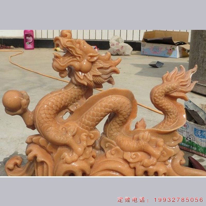 晚霞红龙景观石雕（1）