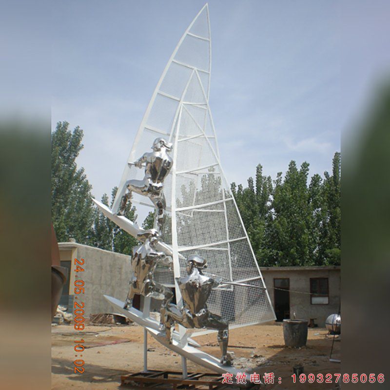 步行街不锈钢船景观雕塑（1）