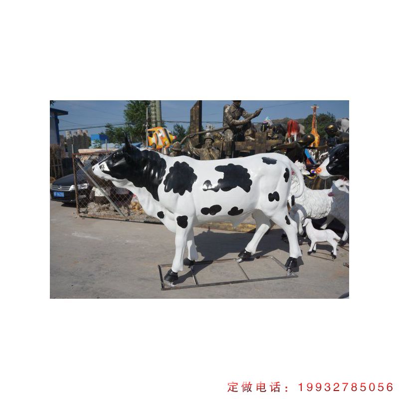 园林玻璃钢奶牛动物雕塑（1）