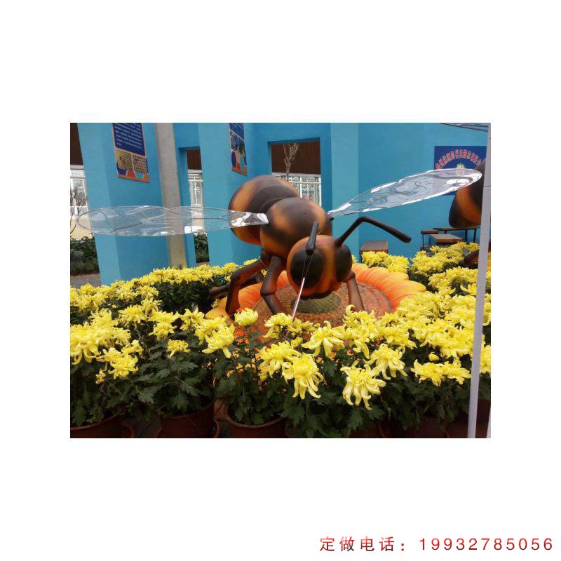 游乐场玻璃钢蜜蜂动物雕塑（1）