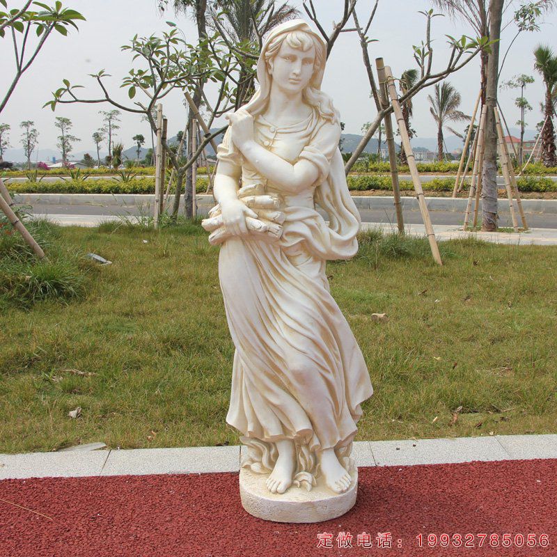 景区抱火柴的女孩西方人物石雕（1）