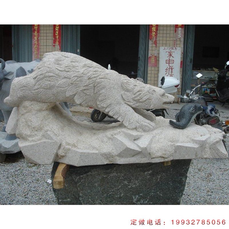 公园北极熊动物石雕（1）