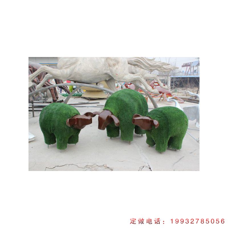 公园玻璃钢羊动物雕塑（2）