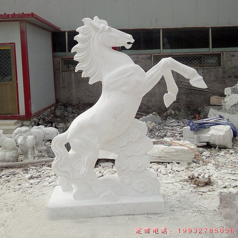 企业踏祥云马动物石雕（3）