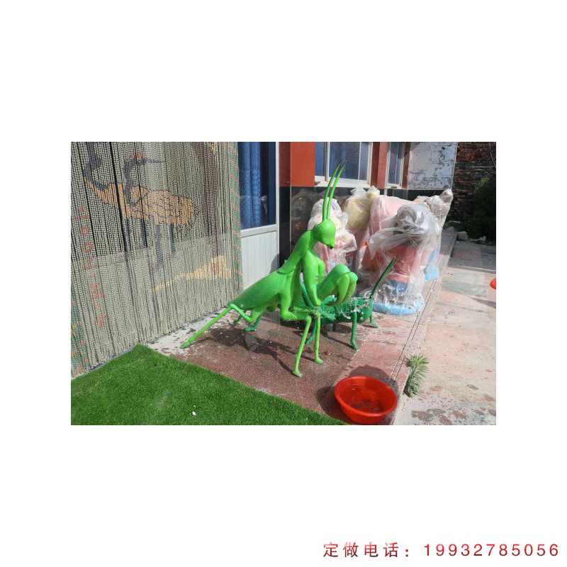 城市玻璃钢螳螂动物雕塑（1）