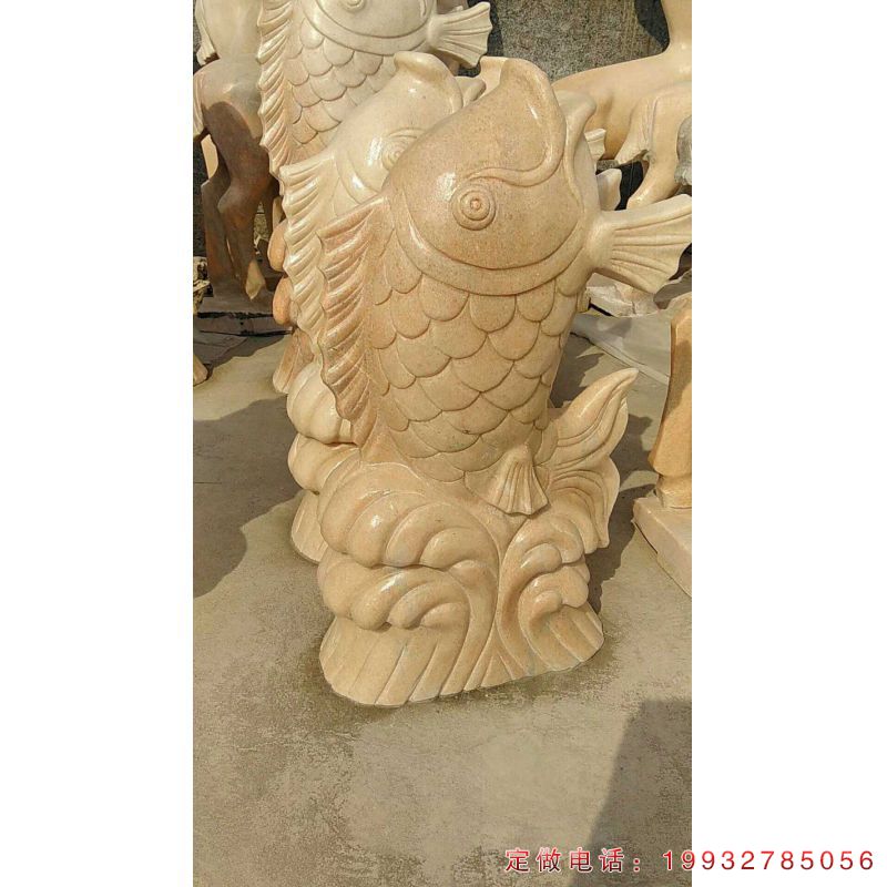 广场金鱼动物石雕（1）