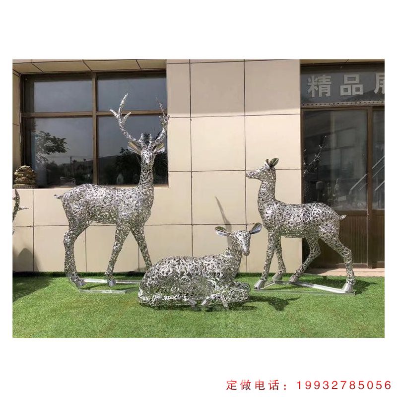 小区不锈钢鹿动物雕塑（2）