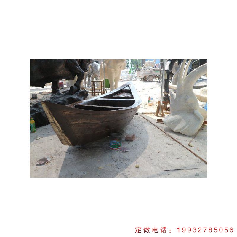 医院玻璃钢船景观雕塑（1）
