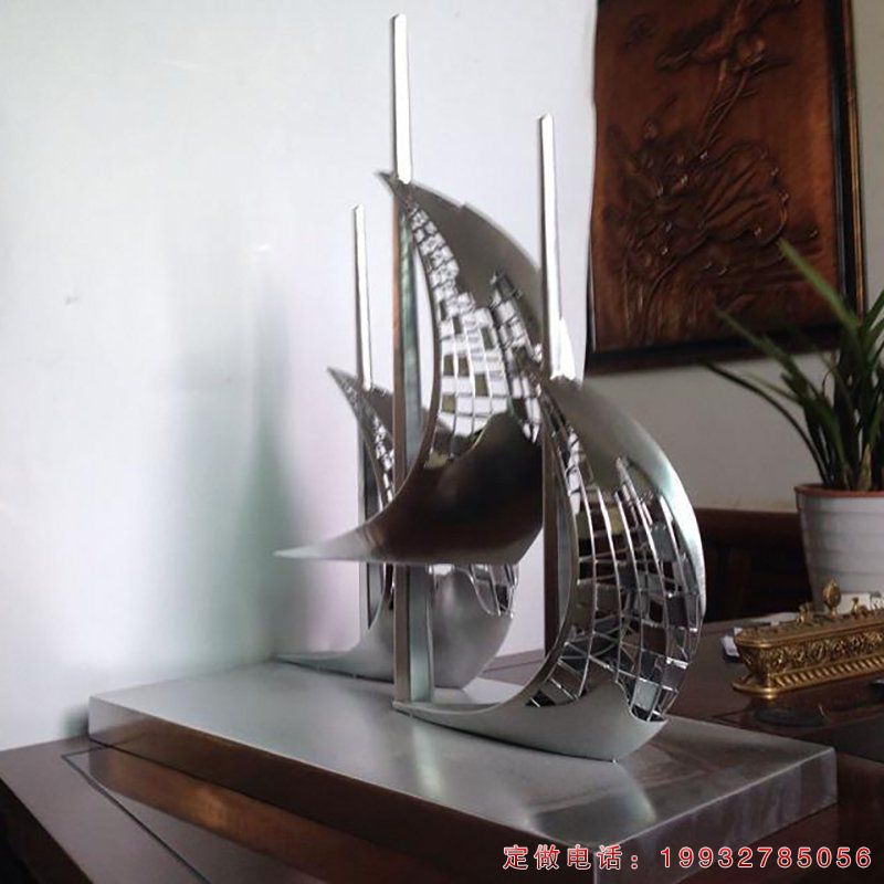 学校不锈钢船景观雕塑（1）