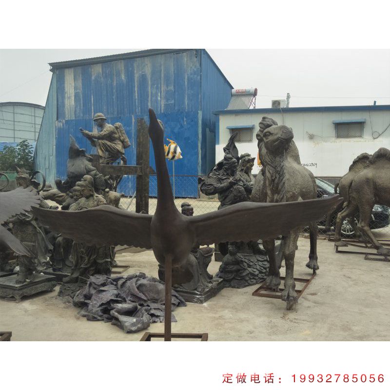 学校大雁动物铜雕（1）