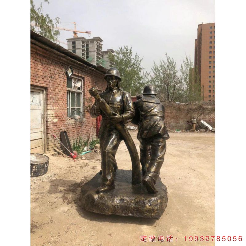 街道人物消防员铜雕（2）